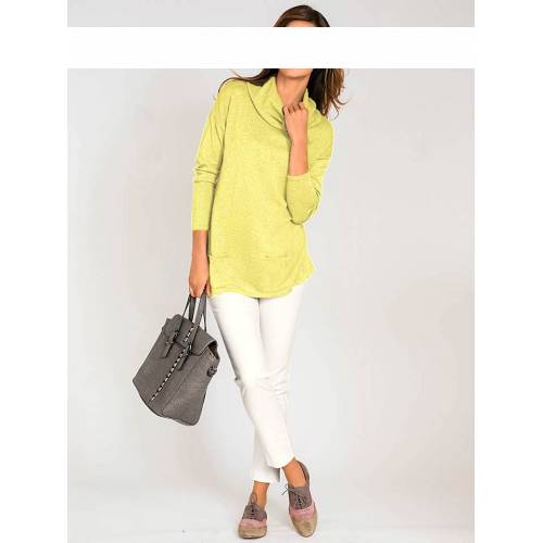 Classic ladies' yellow golf with pockets from the ASHLEY BROOKE collection
